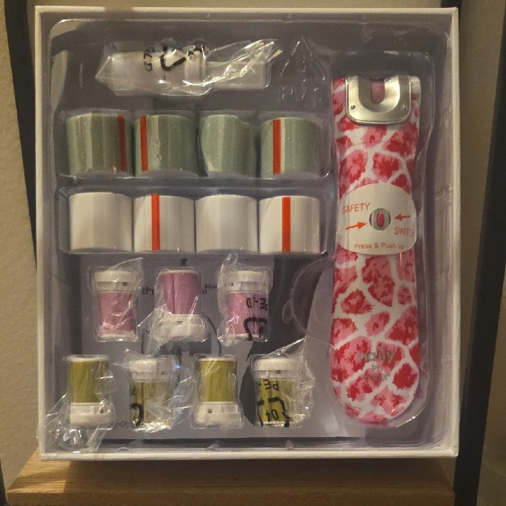 Naily by Emjoi with micromani kit, Brand New.